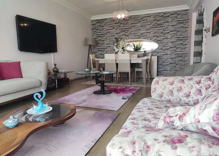 Beylikduezue Merkez Site Ici Daire